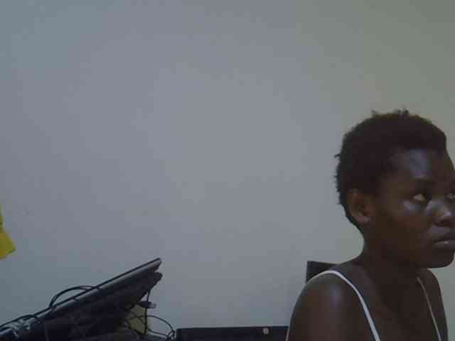 Cute-aliyah webcam