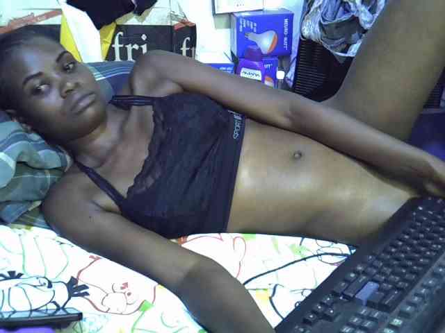 Cute-aliyah webcam
