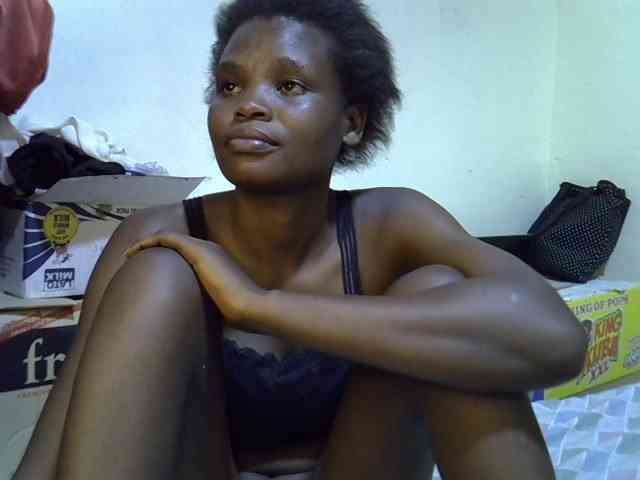 Cute-aliyah webcam