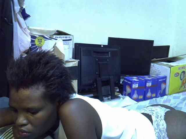 Cute-aliyah webcam