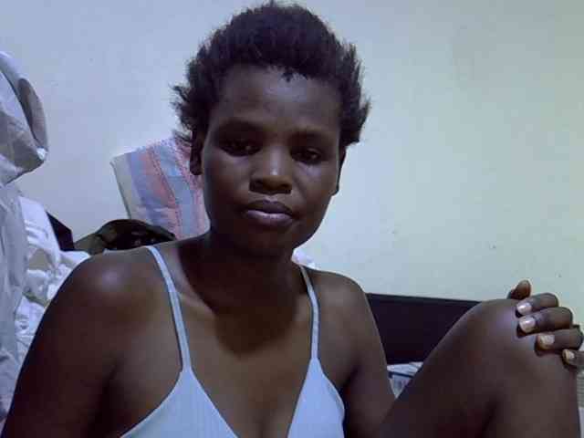 Cute-aliyah webcam