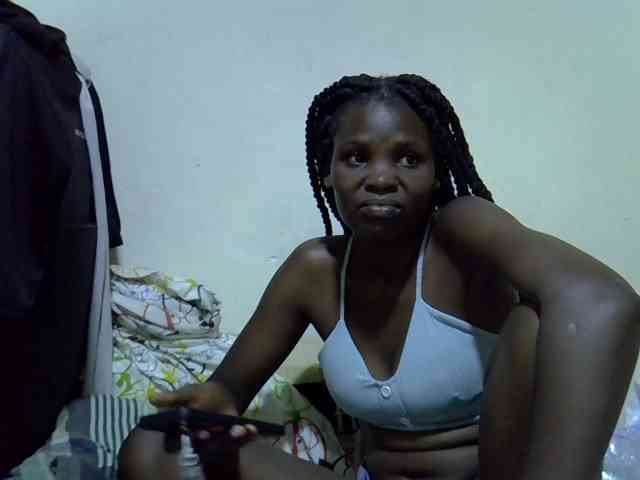 Cute-aliyah webcam