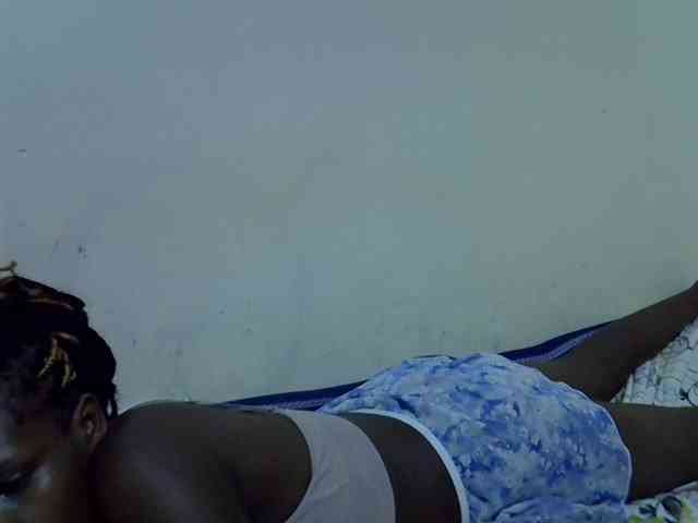 Cute-aliyah webcam