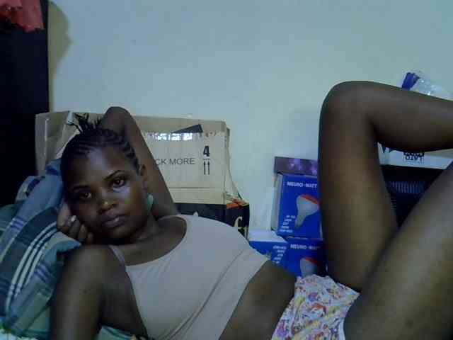 Cute-aliyah webcam