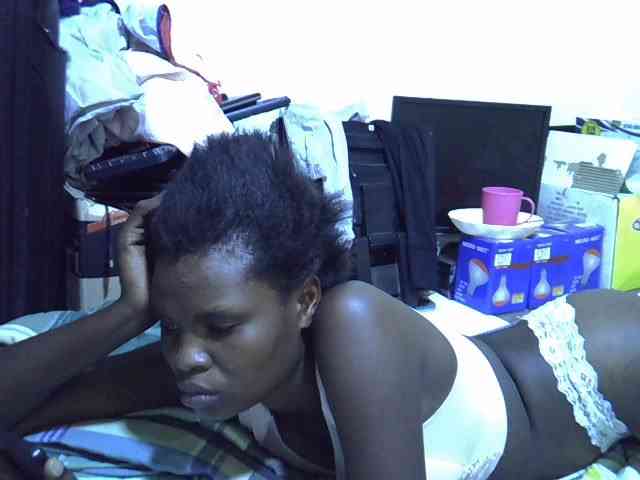 Cute-aliyah webcam