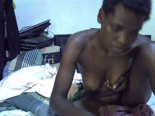 Cute-aliyah webcam