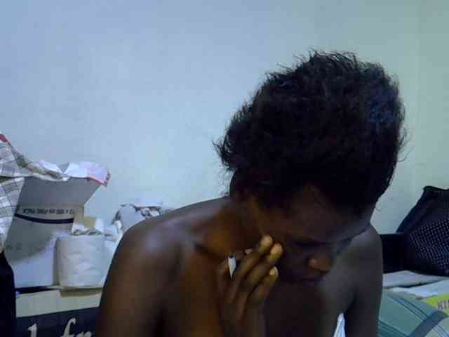 Cute-aliyah webcam