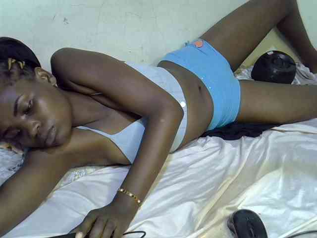 Cute-aliyah webcam