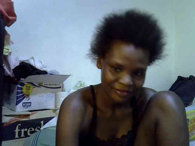 Cute-aliyah webcam