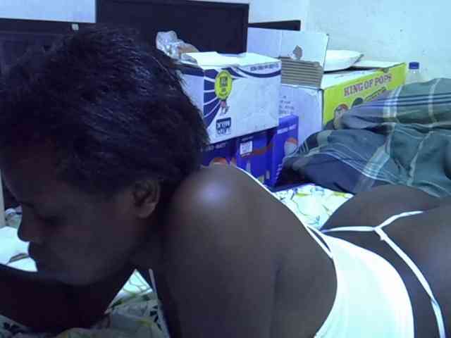 Cute-aliyah webcam