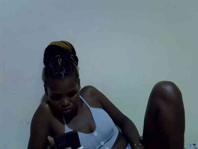 Cute-aliyah webcam