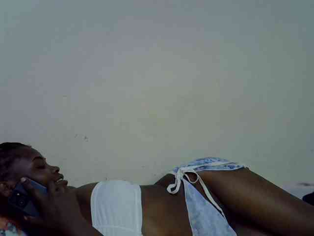 Cute-aliyah webcam
