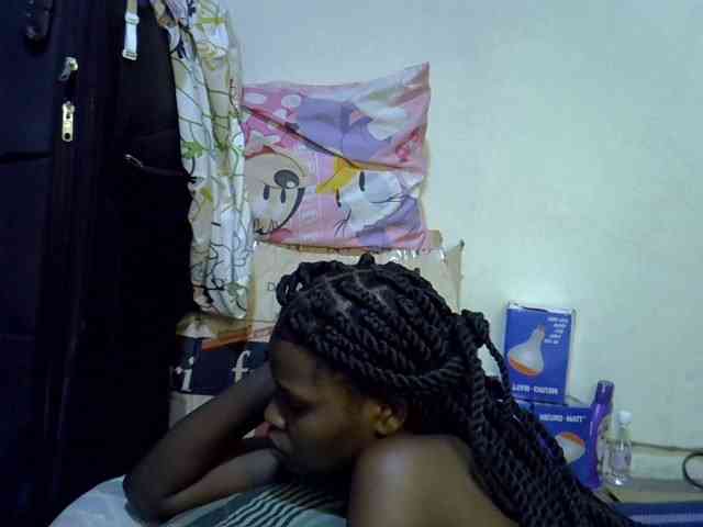 Cute-aliyah webcam