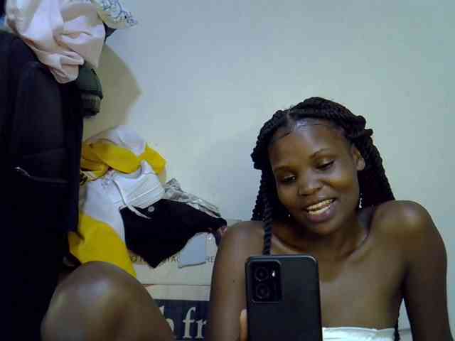 Cute-aliyah Live Webcam on BongaCams
