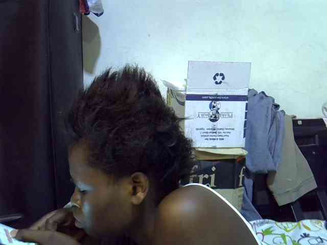 Cute-aliyah webcam