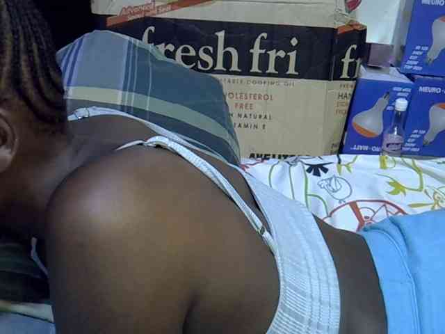 Cute-aliyah webcam
