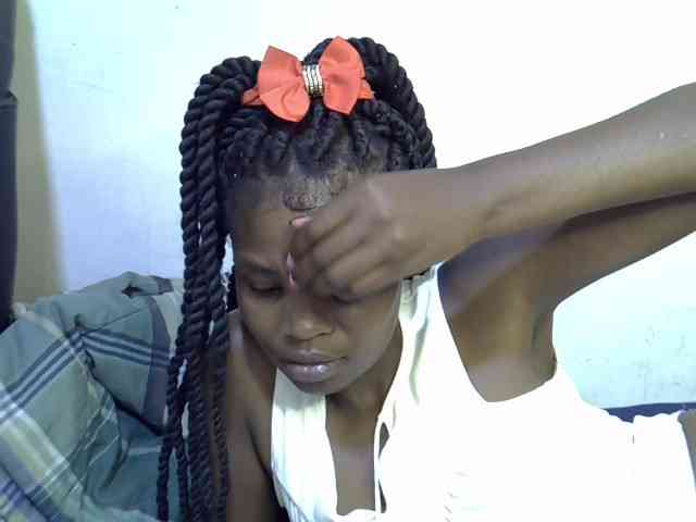 Cute-aliyah webcam