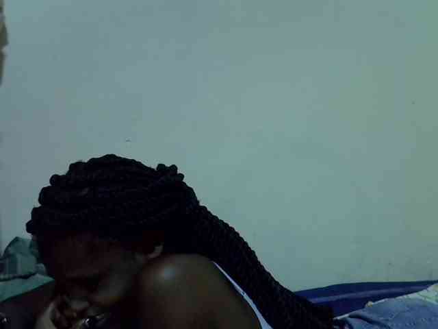 Cute-aliyah webcam