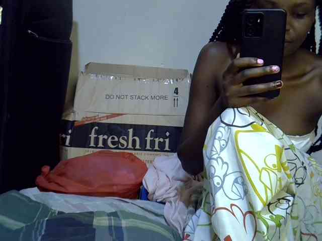 Cute-aliyah webcam