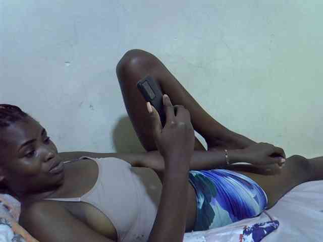 Cute-aliyah webcam