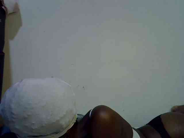 Cute-aliyah webcam