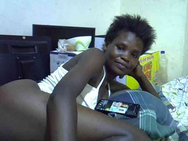 Cute-aliyah webcam