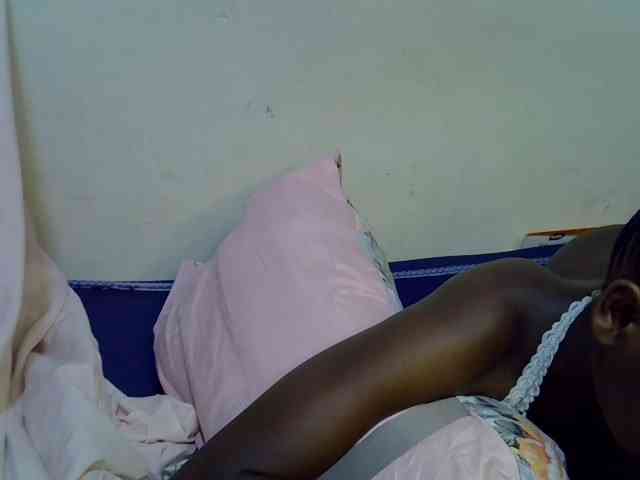 Cute-aliyah webcam
