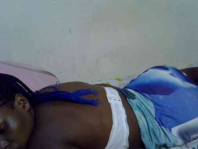 Cute-aliyah webcam