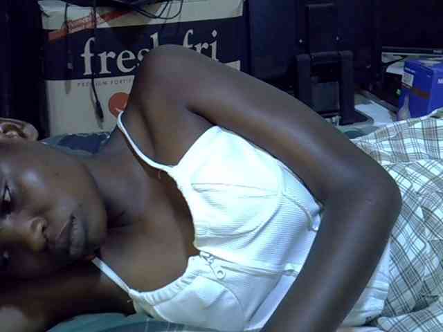 Cute-aliyah webcam