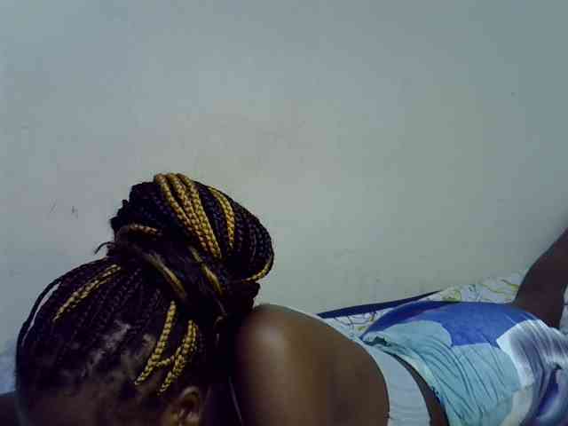 Cute-aliyah webcam