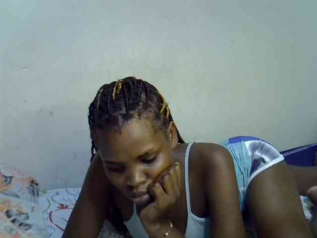 Cute-aliyah webcam