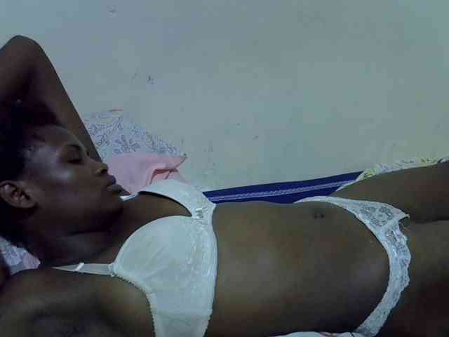 Cute-aliyah webcam