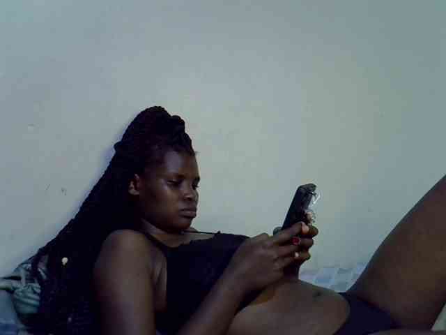 Cute-aliyah webcam