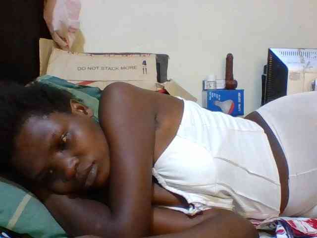 Cute-aliyah webcam