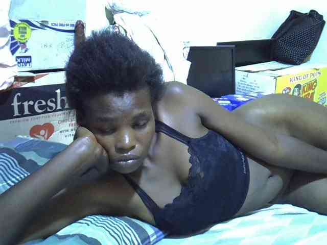 Cute-aliyah webcam
