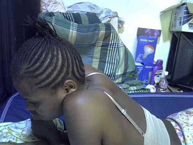 Cute-aliyah webcam