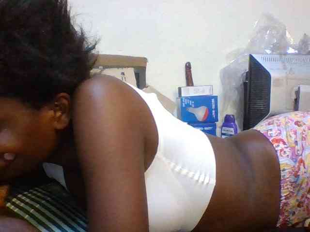 Cute-aliyah webcam