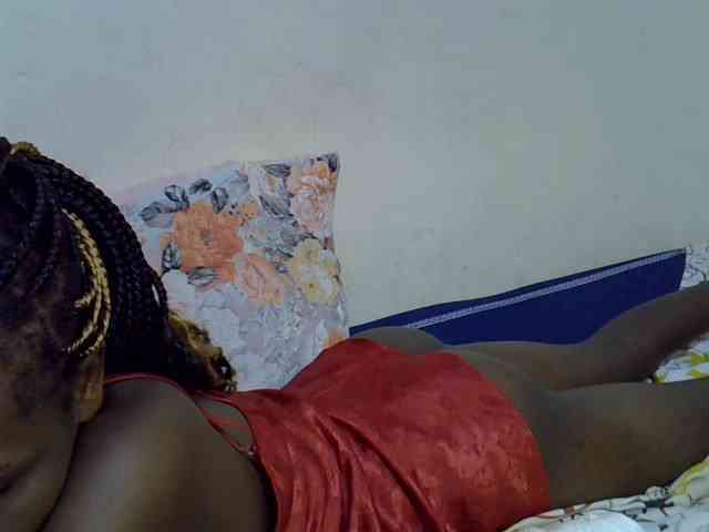 Cute-aliyah webcam