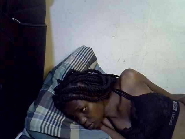 Cute-aliyah webcam