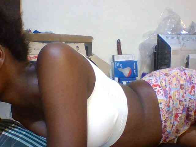 Cute-aliyah webcam
