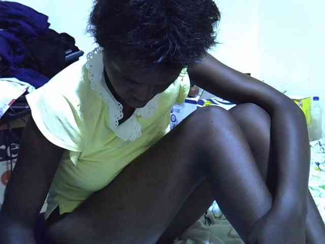 Cute-aliyah webcam