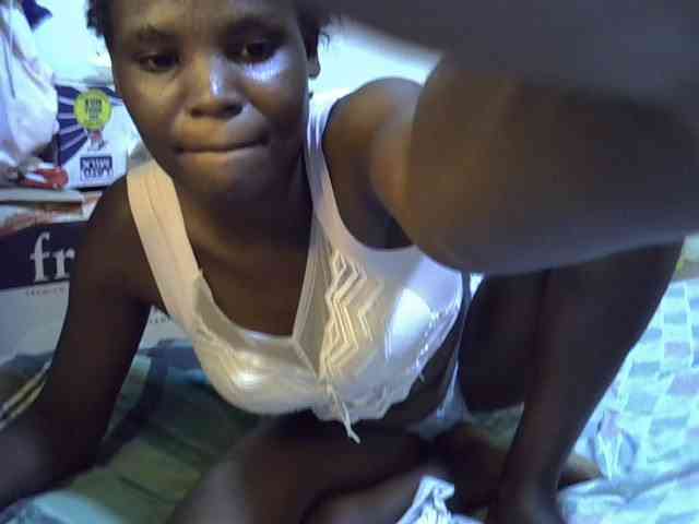 Cute-aliyah webcam