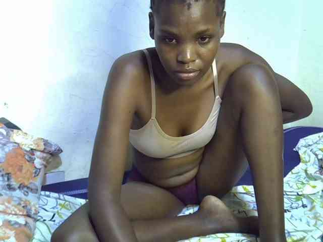 Cute-aliyah webcam