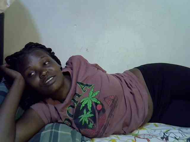 Cute-aliyah webcam