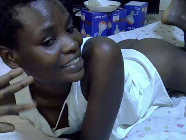 Cute-aliyah webcam