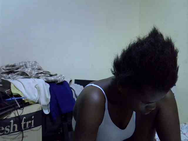 Cute-aliyah webcam