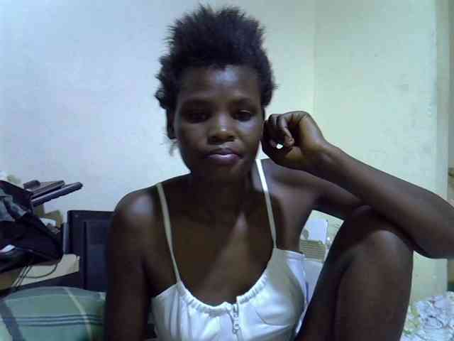 Cute-aliyah webcam