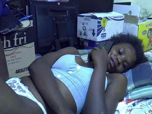 Cute-aliyah webcam