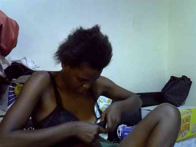 Cute-aliyah webcam