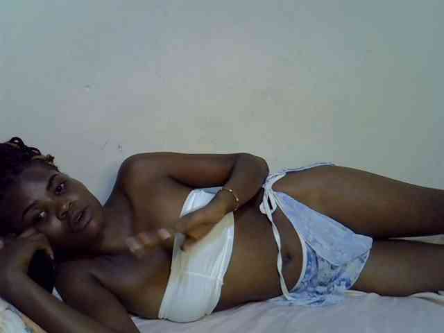 Cute-aliyah webcam